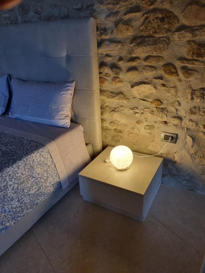 Suite D'Avalos Venosa Esterno foto
