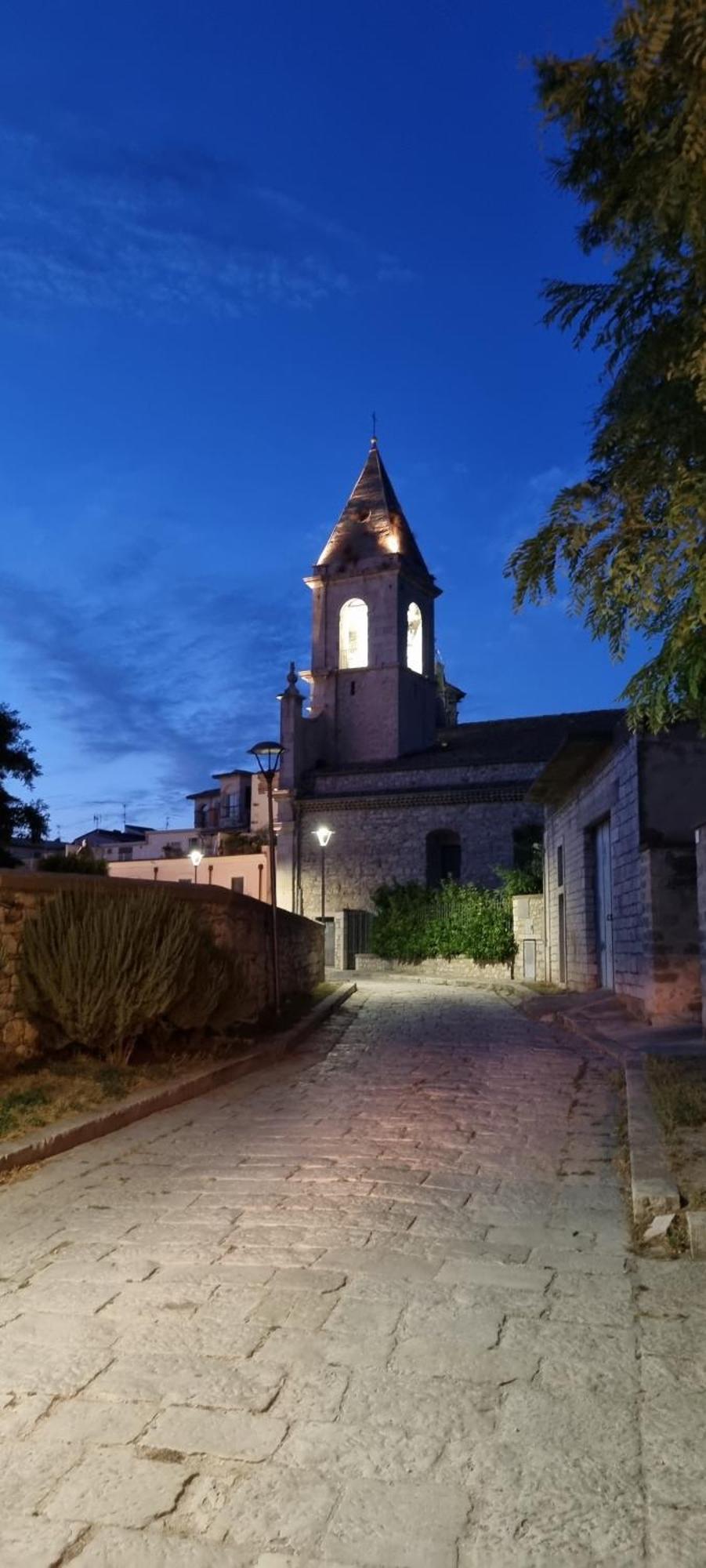 Suite D'Avalos Venosa Esterno foto